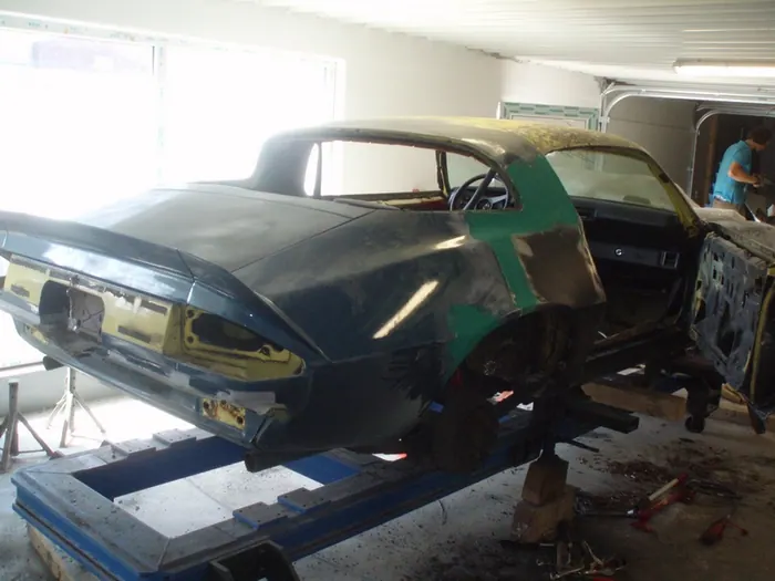 Chevrolet Camaro 1976 – fotografie 7 z renovace karoserie a laku