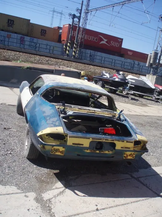 Chevrolet Camaro 1976 – fotografie 10 z renovace karoserie a laku